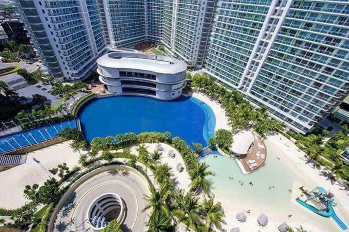Azure Urban Resort Maui Unit Манила Екстериор снимка